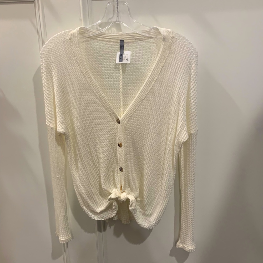 Apricot Lane top size Small. Creamy vanilla NWT non smoking home